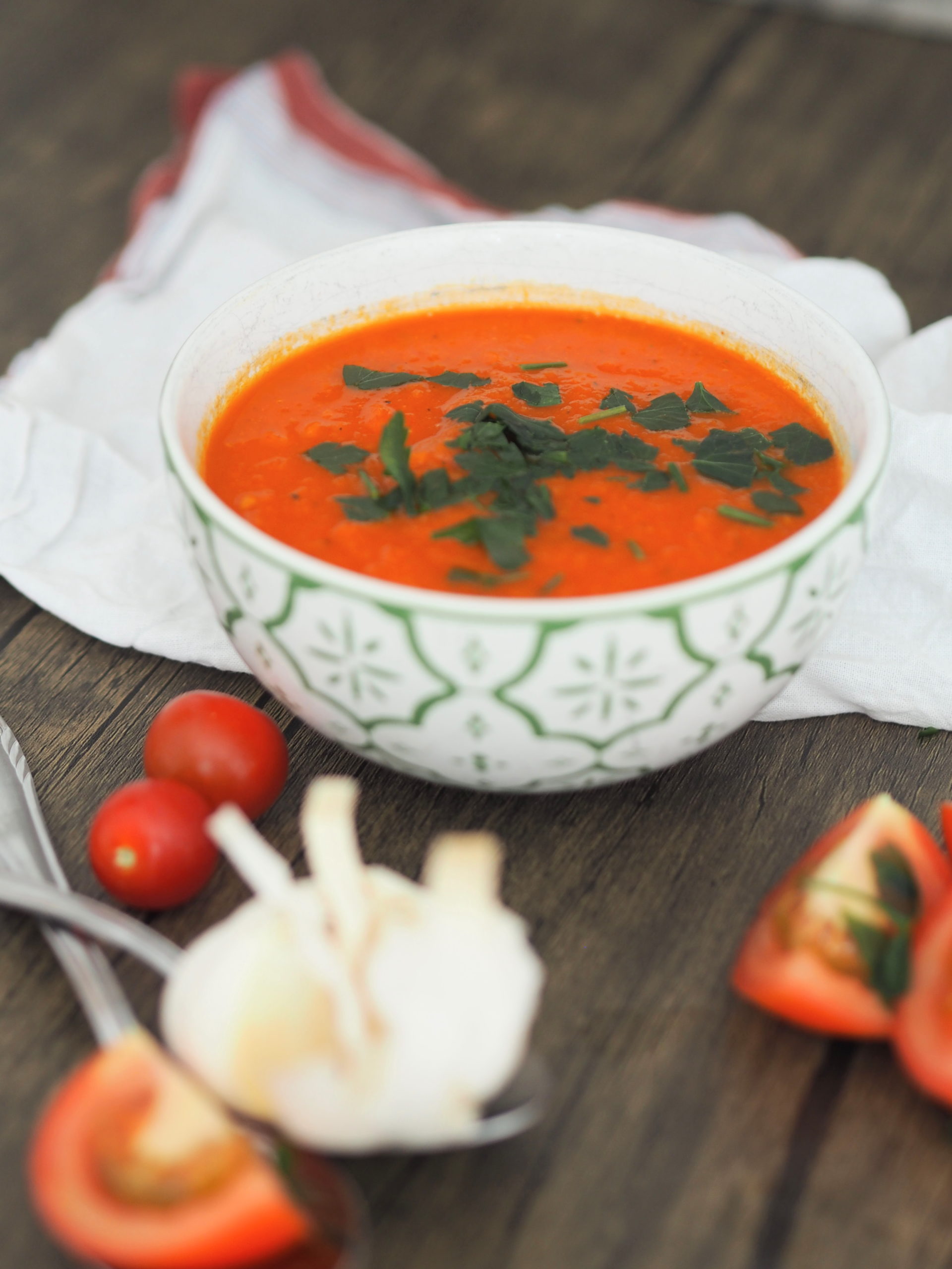 Karotten-Tomaten-Suppe | Nia Latea